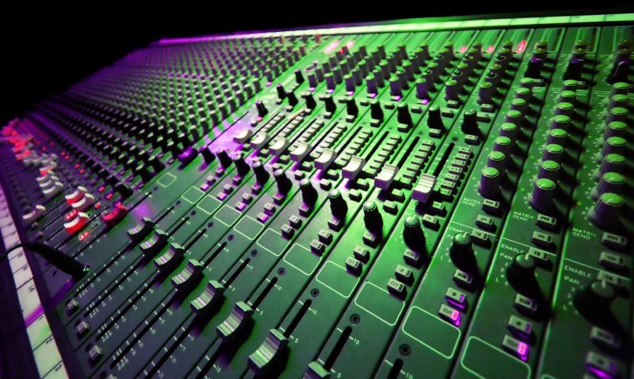 monticello, indiana, lake schafer, lake freeman, boat, rv, house, home, lakehouse, dock, Good Vibrations Live Sound